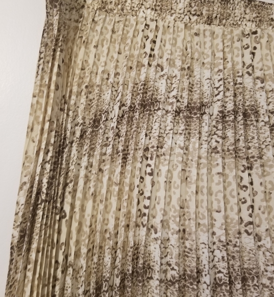 PLUS SIZE XXL SKIRT - Picture 4 of 7